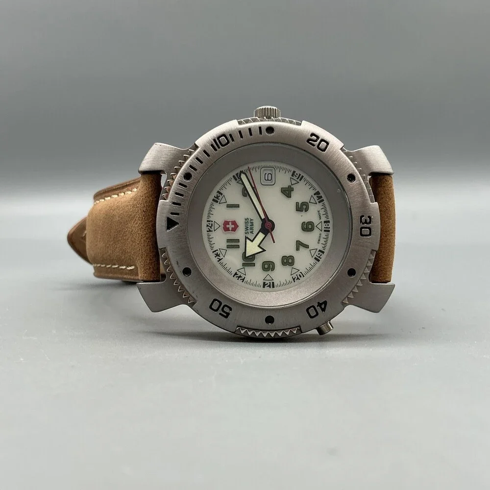 Vintage Swiss Army Lancer Mens Watch 39mm White Lume Leather Date New Battery